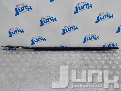 Молдинг стекла передней левой двери для Audi A5 8T oe 8T0853283GT94 разборка бу