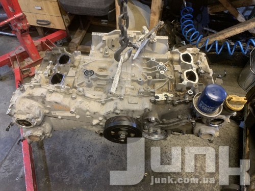 Двигатель (мотор) 2.5 для Subaru Forester 4 SJ oe 10103AC650 разборка бу