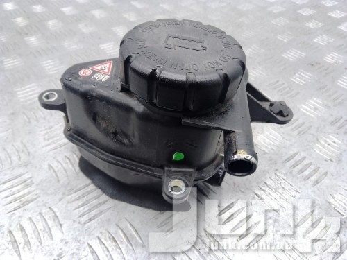 Бачок расширительный для Mercedes W205 oe A2742000385 разборка бу
