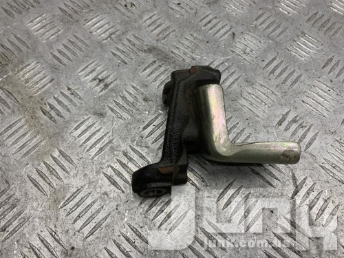 Кронштейн двигателя для Mazda CX-3 oe PE0940070C разборка бу