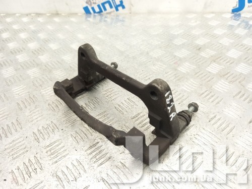 Тормозная скоба передняя правая для Audi A3 8V oe 8V0615126A запчасти бу Тормозная скоба передняя правая для Audi A3 8V oe 8V0615126A разборка бу