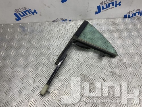 Стекло двери задней левое глухое для Mercedes C117 CLA oe A1177300118 запчасти бу Стекло двери задней левое глухое для Mercedes C117 CLA oe A1177300118 разборка бу