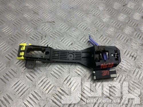 Опорная скоба задней правой двери для Subaru Impreza 4 oe 62142FJ000 разборка бу