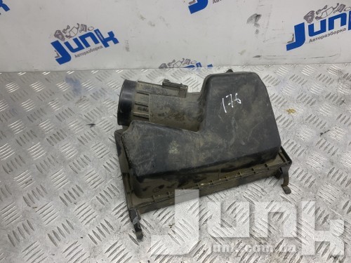 Корпус воздушного фильтра(верхняя часть) для Nissan Murano Z52 oe 165263JA0B запчасти бу Корпус воздушного фильтра(верхняя часть) для Nissan Murano Z52 oe 165263JA0B разборка бу