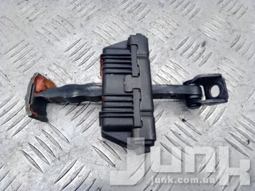 ограничитель двери передней правой/левой для BMW E90 oe 51217259243 запчасти бу ограничитель двери передней правой/левой для BMW E90 oe 51217259243 разборка бу