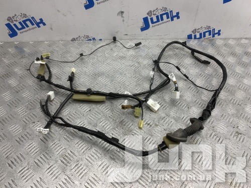 Жгут проводки крышки багажника для Subaru Impreza 4 oe 81812FJ090 разборка бу