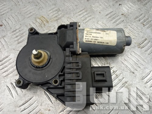 Моторчик стеклоподъемника двери передней правой для Ford Mustang oe 6R3Z6323394A запчасти бу Моторчик стеклоподъемника двери передней правой для Ford Mustang oe 6R3Z6323394A разборка бу