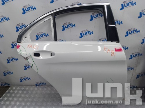 Дверь задняя правая для Mercedes W205 oe A2057300205 разборка бу