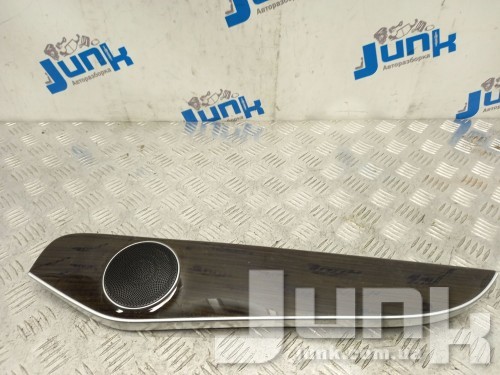 Декоративная внутренняя накладка правой задней двери для Mercedes W205 oe A2057306022 разборка бу