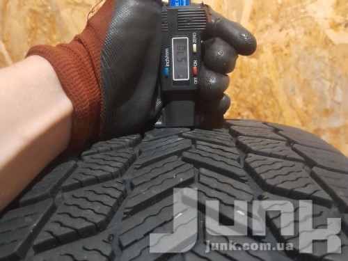 Michelin X-Ice Snow SUV 225/65 R17 106T XL Б/У 5,5 мм