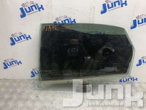 Стекло двери задней лев. для Audi A4 B7 oe 8E5845025C разборка бу