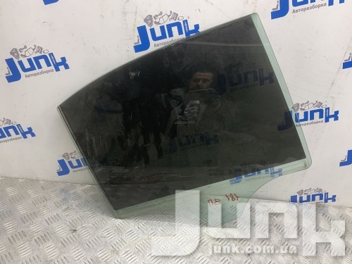 Стекло двери задней правое для Mercedes W205 oe A2057352400 разборка бу