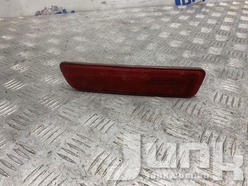 Световозвращатель заднего бампера правый для Ford Mustang oe 4R3Z15A201AA запчасти бу Световозвращатель заднего бампера правый для Ford Mustang oe 4R3Z15A201AA разборка бу