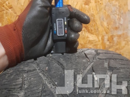 Nokian Hakkapeliitta R2 SUV 225/55 R18 102R XL Б/У 6 мм