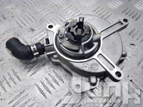 Вакуумный насос для Audi A4 B7 oe 06D145100F разборка бу