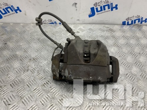 Суппорт тормозной передний  правый для Volvo XC90 oe 8602858 разборка бу