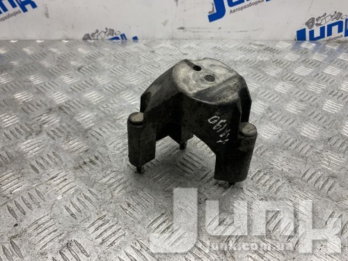Кронштейн подушки двигателя для Volvo XC90 oe 30793838 запчасти бу Кронштейн подушки двигателя для Volvo XC90 oe 30793838 разборка бу