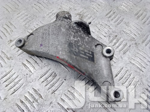 Кронштейн ролика натяжителя для Jaguar XF oe C2D49056 разборка бу