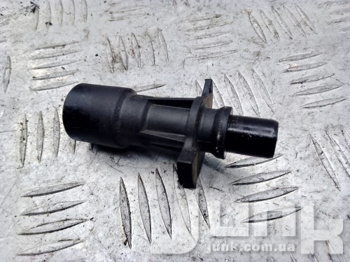 Штуцер теплообменника для Jaguar XF oe C2Z18658 разборка бу