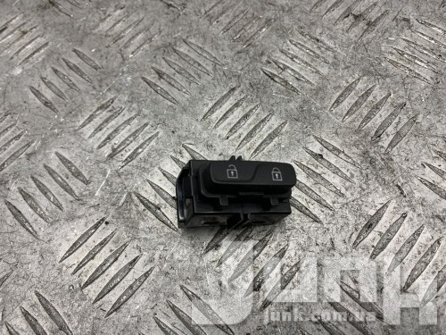 Кнопка блокировки центрального замка oe 31343099 разборка бу
