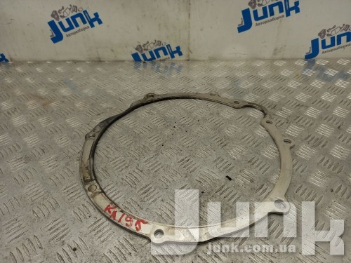 Промежуточная пластина для Porsche Macan oe 95B301425 разборка бу