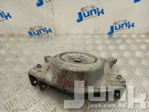 Опора переднего амортизатора правая для Porsche Macan oe 8R0412392A разборка бу