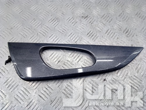 Декоративная внутренняя накладка правой задней двери для Nissan Rogue T32 oe 826824CL6A разборка бу