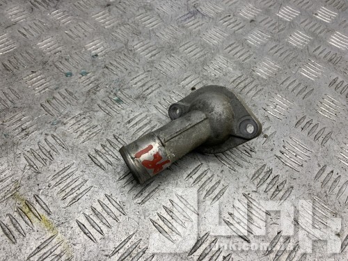 Фланец системы охлаждения для Nissan Rogue T32 oe 13049JA01A запчасти бу Фланец системы охлаждения для Nissan Rogue T32 oe 13049JA01A разборка бу