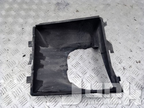 Воздуховод переднего бампера правый для Porsche Macan oe 95B117336 запчасти бу Воздуховод переднего бампера правый для Porsche Macan oe 95B117336 разборка бу