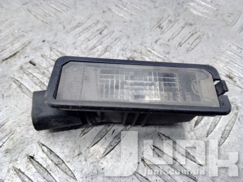 Фонарь подсветки номерного знака для Porsche Macan oe 1K8943021 запчасти бу Фонарь подсветки номерного знака для Porsche Macan oe 1K8943021 разборка бу