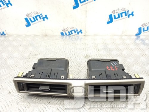 Дефлектор воздуха центральный с декоративной накладкой для Lexus GS 4 oe 5566030470C0 разборка бу