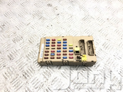 Блок предохранителей для Subaru Impreza 4 oe 82201FJ110 разборка бу