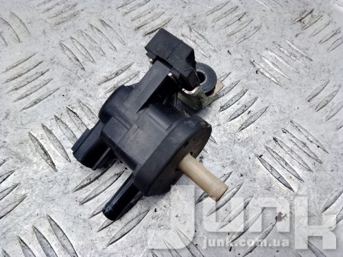 Вакуумный клапан для Lexus LS 4