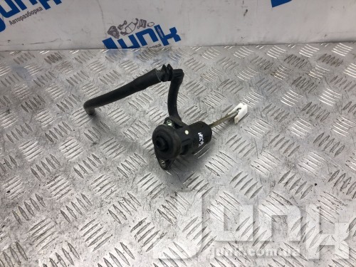 Главный цилиндр сцепления для Audi A4 B7 oe 8E1721401AJ разборка бу