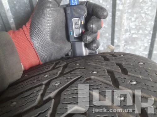 Nokian Hakkapeliitta 8 225/60 R17 103T XL (шип) Б/У 6,5 мм