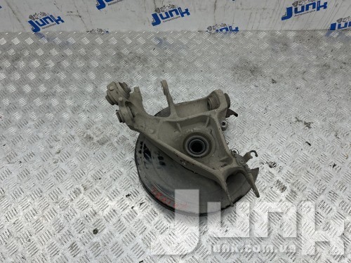 Поворотный кулак задний левый для Land Rover Range Rover Sport oe LR043594 разборка бу