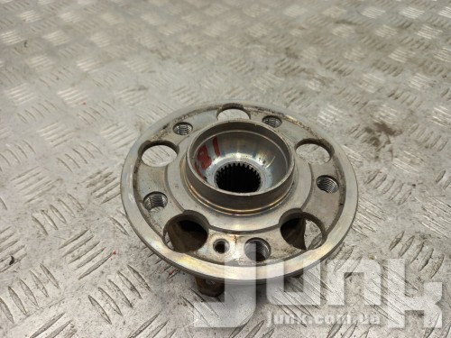 Ступица задняя левая/правая для Mercedes W205 oe A2303560000 разборка бу