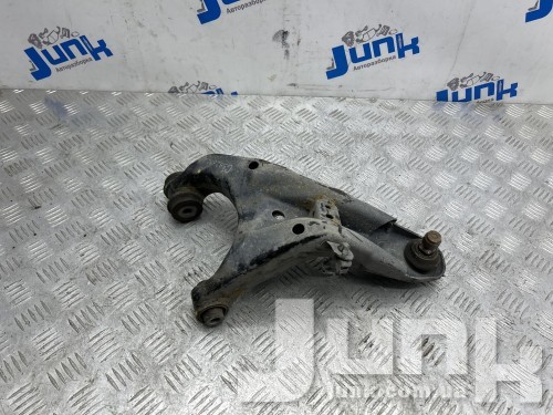 Рычаг задний нижний правый для Subaru Impreza 4 oe 20252VC020 разборка бу