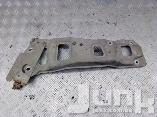 Кронштейн редуктора заднего для Volvo XC90 oe 30748253 запчасти бу Кронштейн редуктора заднего для Volvo XC90 oe 30748253 разборка бу