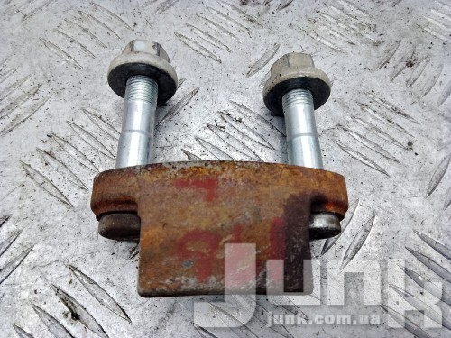 Кронштейн колодок стояночного тормоза левый для Nissan Murano Z52 oe 440793JA0C запчасти бу Кронштейн колодок стояночного тормоза левый для Nissan Murano Z52 oe 440793JA0C разборка бу