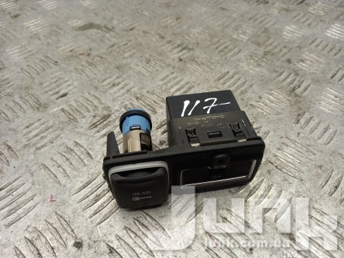 Блок USB для Jeep Renegade oe 5UW00LXHAA запчасти бу Блок USB для Jeep Renegade oe 5UW00LXHAA разборка бу