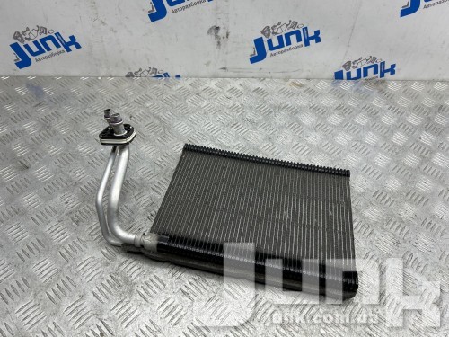 Испаритель кондиционера для БМВ Ф30 oe 64116975553 разборка бу