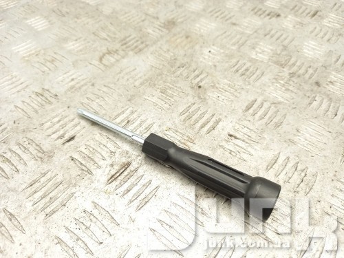 Отвертка со сменными насадками для Audi Q7 4M oe 8Z0012255 разборка бу