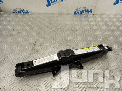 Домкрат для Audi S3 8V oe 8V0011031B разборка бу