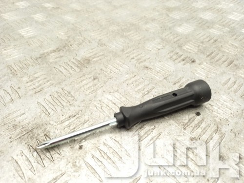 Отвертка со сменными насадками для Audi A4 (Б9) oe 8Z0012255 разборка бу