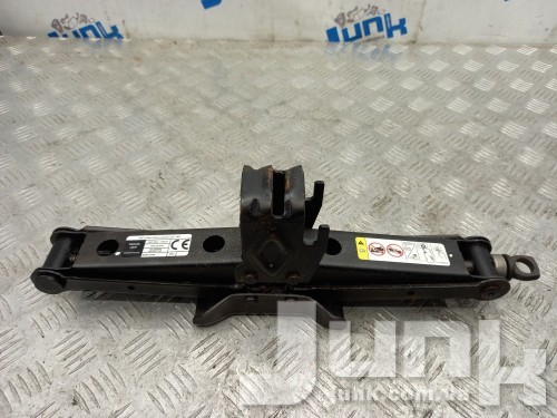 Домкрат для Jeep Grand Cherokee oe 68332817AB запчасти бу Домкрат для Jeep Grand Cherokee oe 68332817AB разборка бу