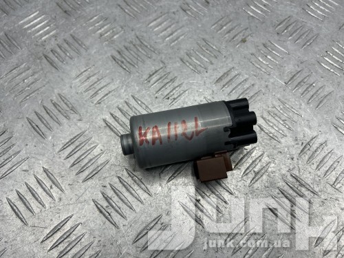 Моторчик регулировки продольного положения левого сидения для Mercedes W205 oe A0009102609 разборка бу