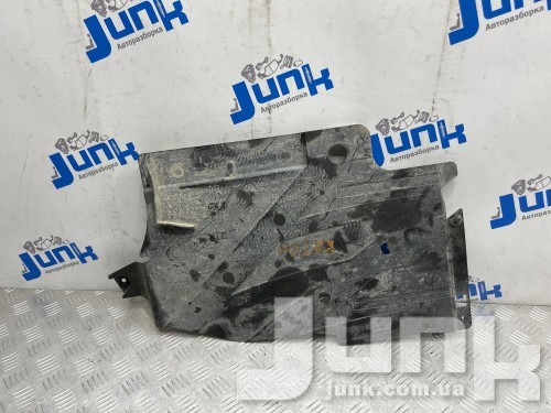 Защита днища правая для BMW 4-та серія oe 51758062222 разборка бу