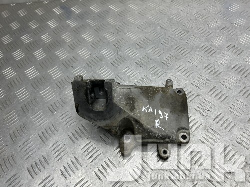 Кронштейн двигателя правый для Mercedes X166 GL-Klasse oe A2782234804 запчасти бу Кронштейн двигателя правый для Mercedes X166 GL-Klasse oe A2782234804 разборка бу