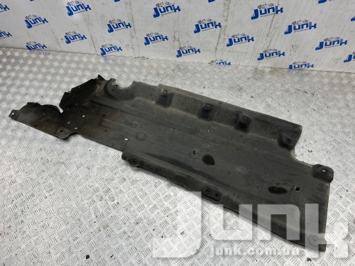 Защита днища правая для Ford Fusion 2 oe DG9Z9911782J запчасти бу Защита днища правая для Ford Fusion 2 oe DG9Z9911782J разборка бу